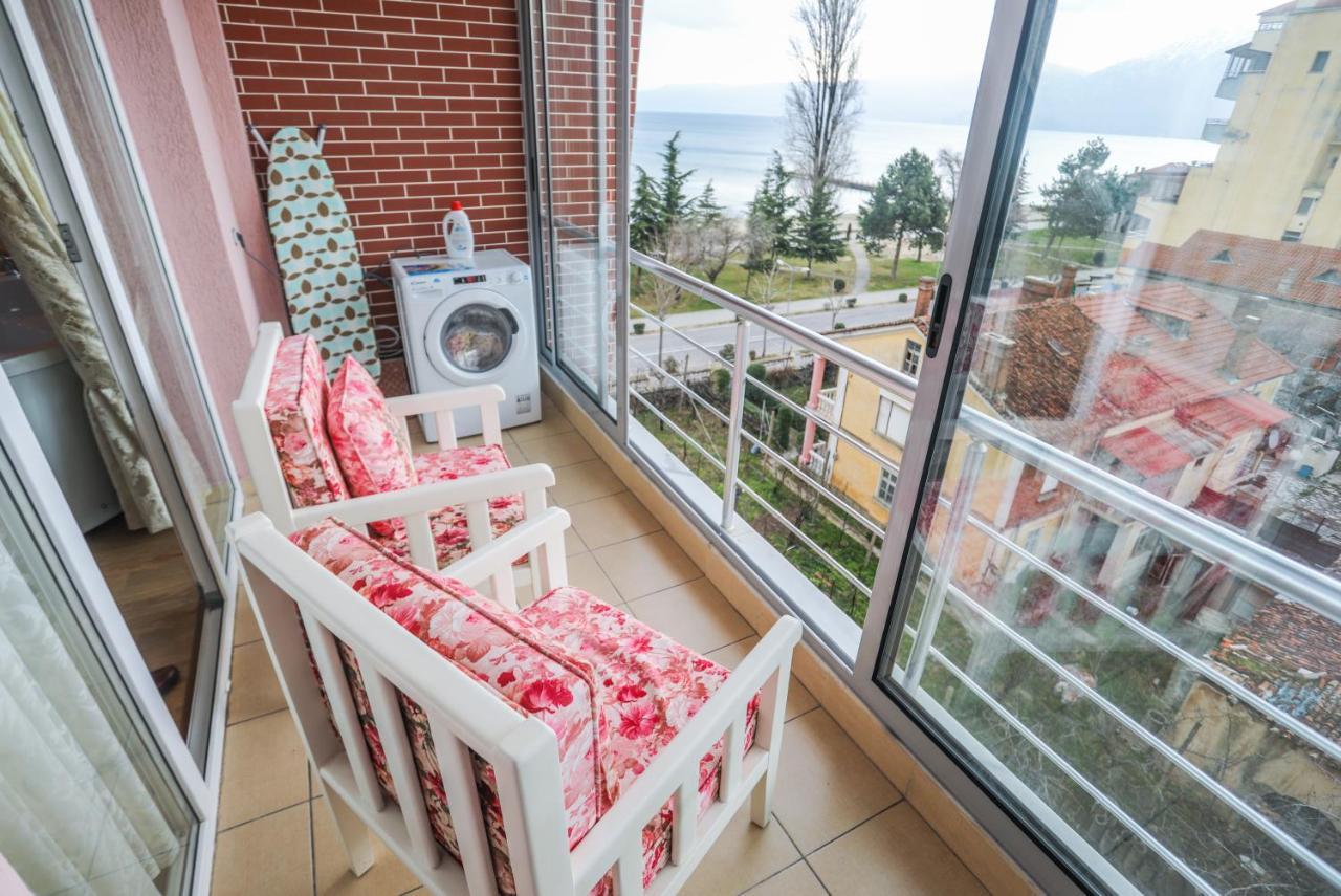 Luxurious Apartment Lake View פוגרדץ מראה חיצוני תמונה